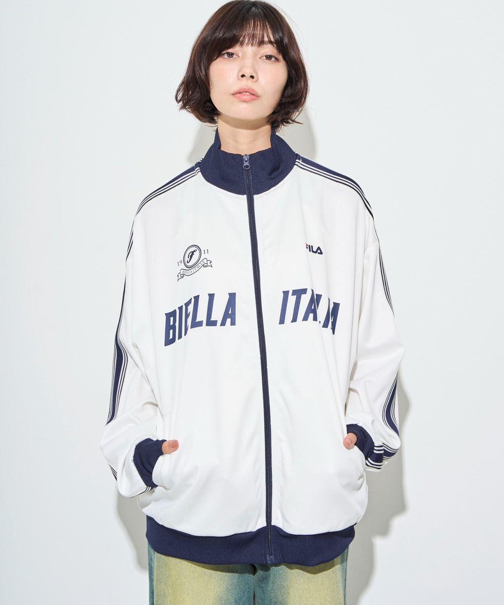 オフホワイト　モデル：160㎝　L着用