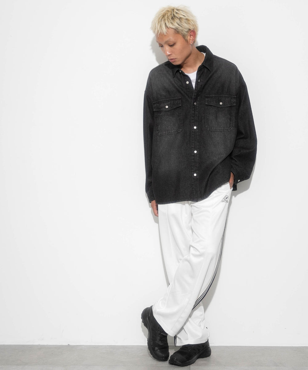 オフホワイト　モデル：178㎝　L着用