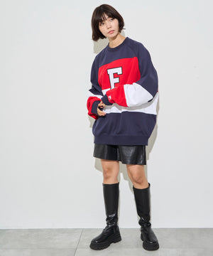 レッドその他 モデル：160cm L着用