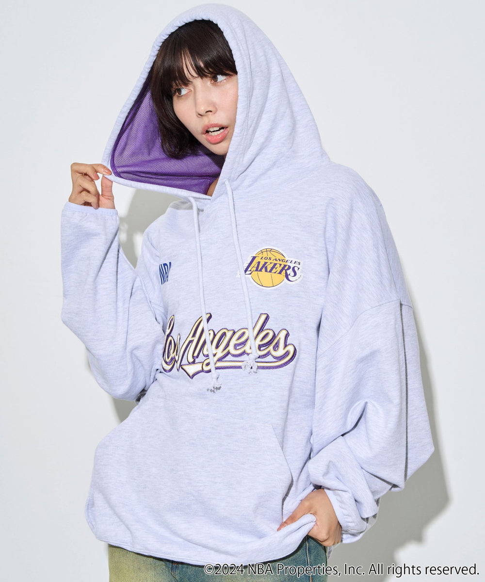 アッシュグレー モデル：160cm L着用