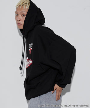 ブラック モデル：178cm L着用