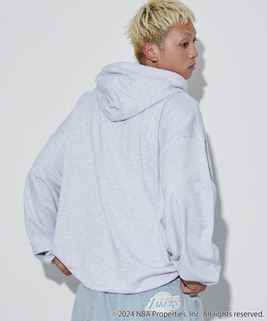 アッシュグレー モデル：178cm L着用