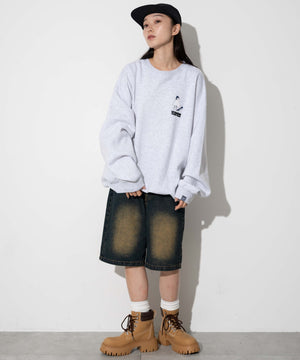 アッシュグレー モデル：161cm L着用