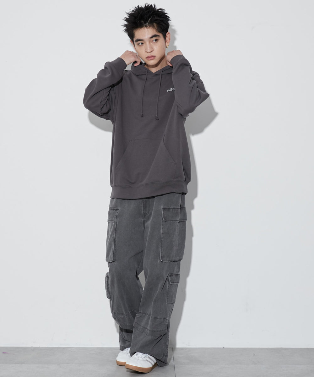 スミクロ モデル：180cm L着用