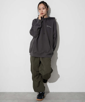 スミクロ モデル：161cm L着用