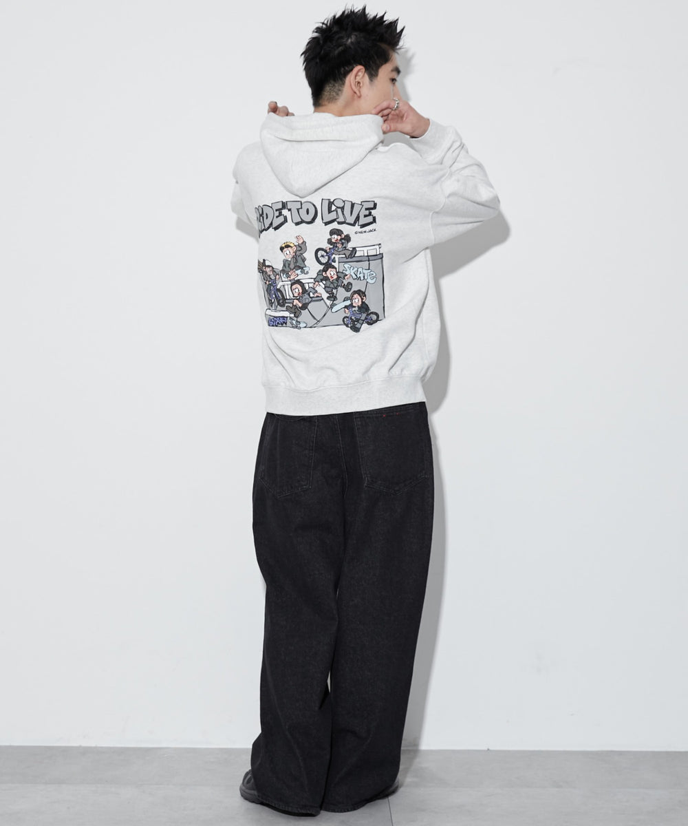 アッシュグレー モデル：180cm L着用