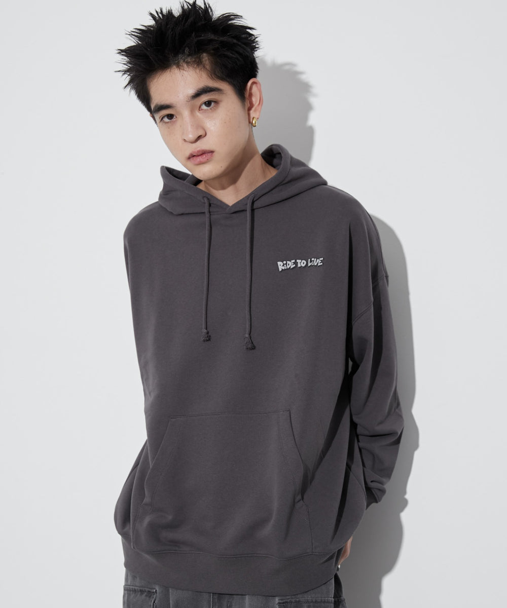 スミクロ モデル：180cm L着用