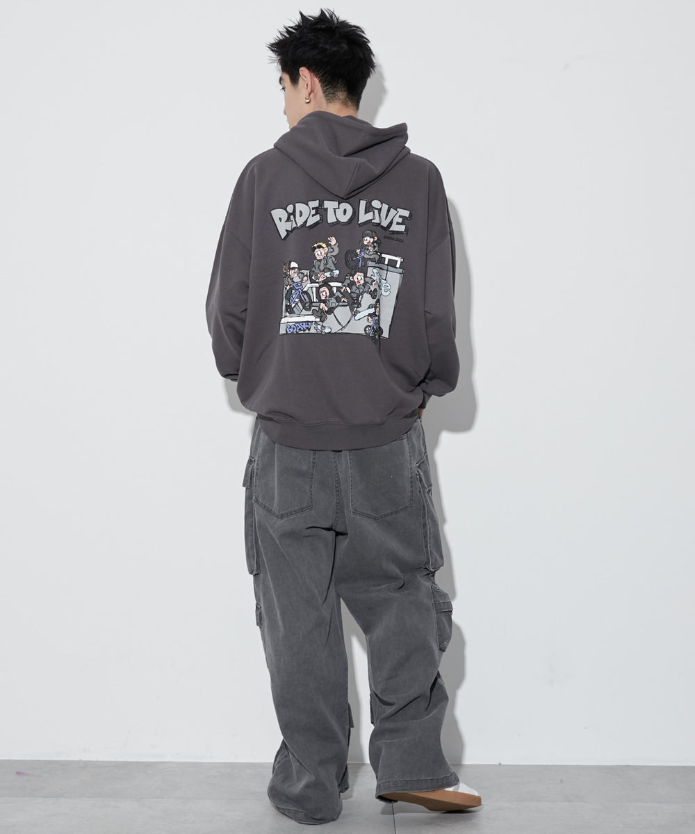 スミクロ モデル：180cm L着用