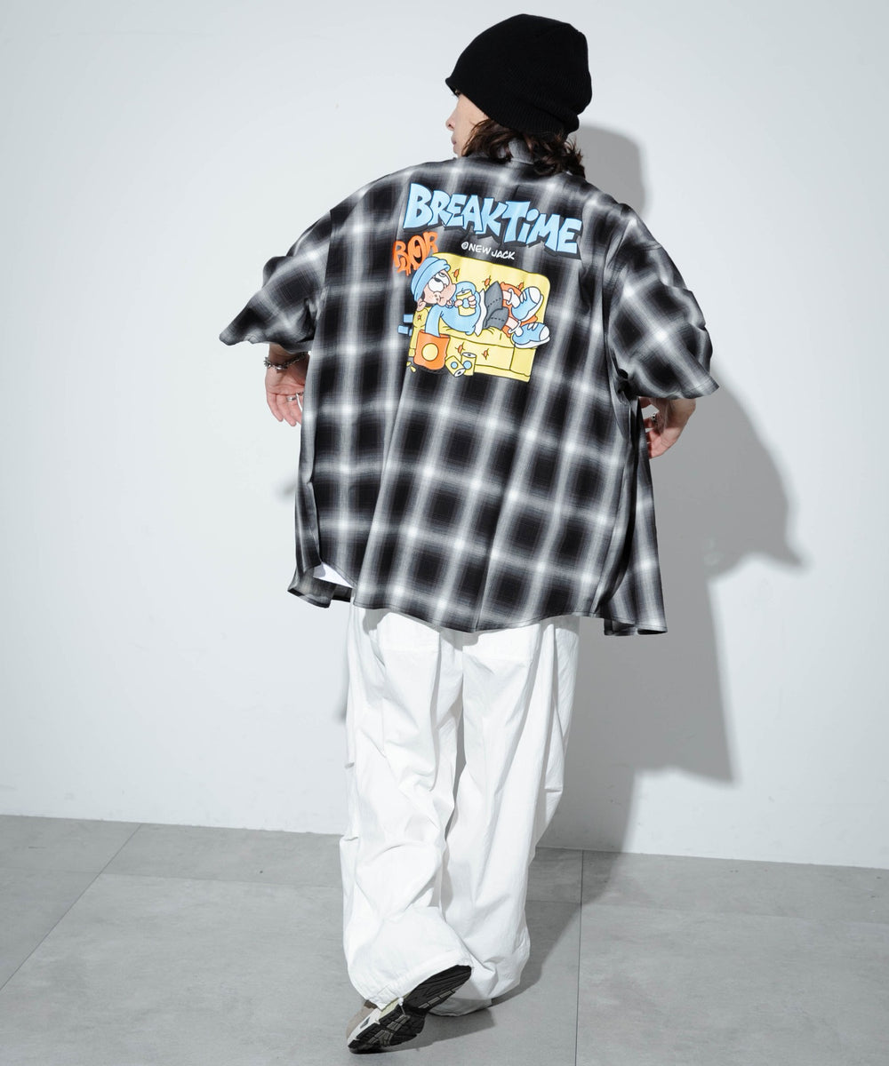 ブラック系チェック1 モデル：174cm L着用