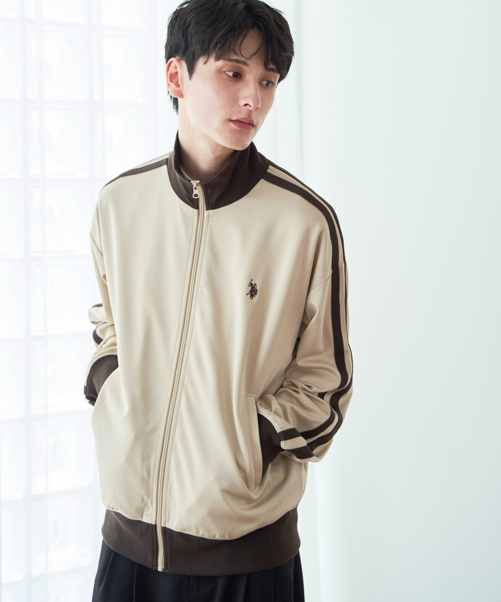 ベージュ モデル：177cm F着用