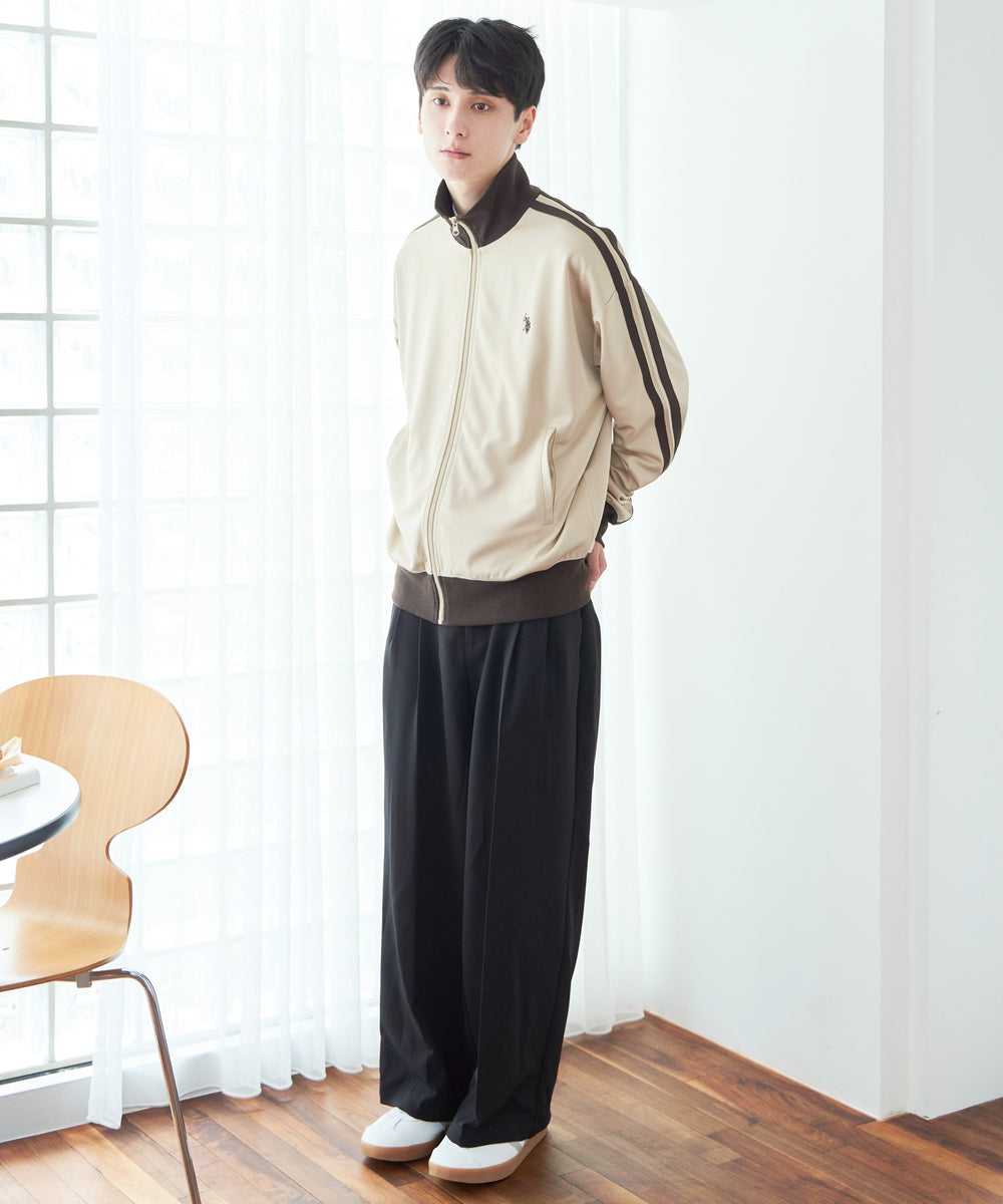 ベージュ モデル：177cm F着用