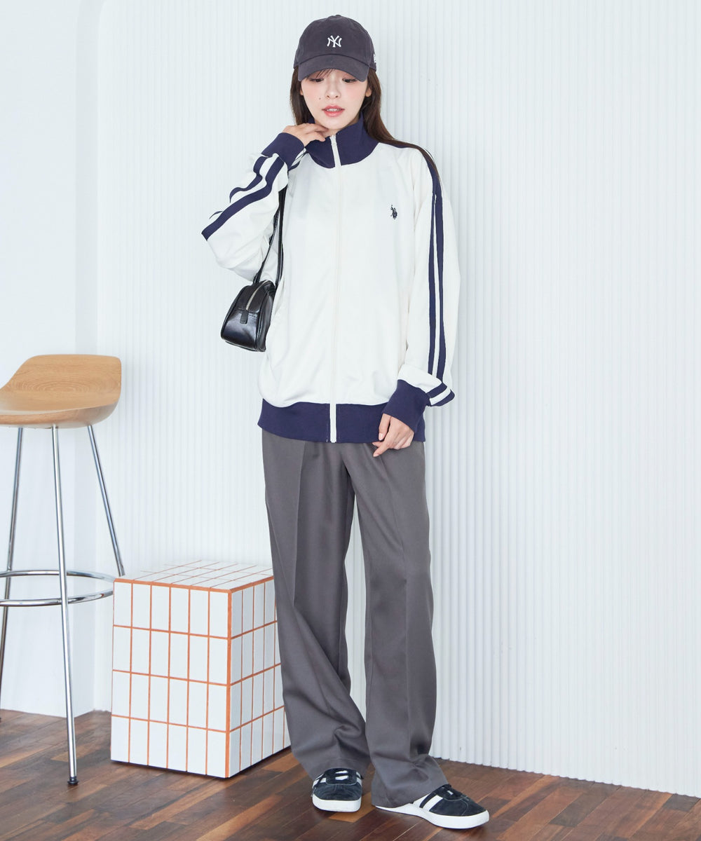 オフホワイト モデル：165cm F着用