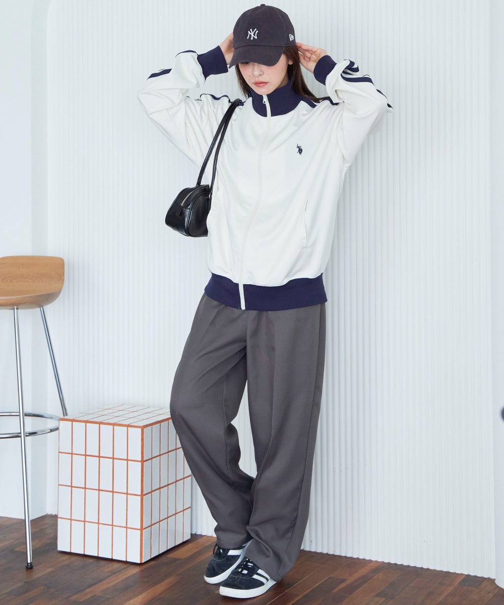 オフホワイト モデル：165cm F着用