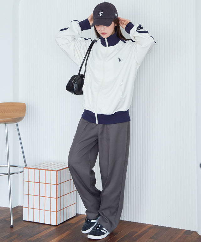 オフホワイト モデル：165cm F着用