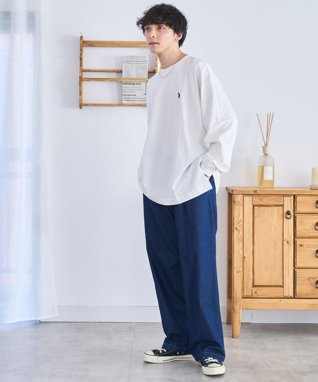 ホワイト モデル：175cm L着用