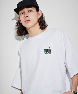 ホワイト　モデル:174cm L着用