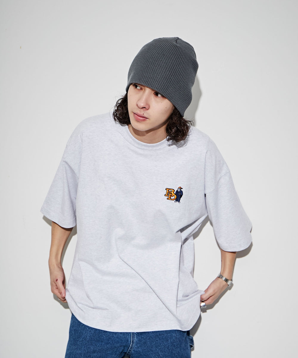 ホワイトオートミール　モデル:174cm L着用