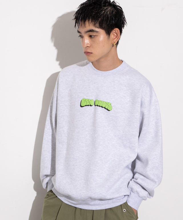 アッシュグレー モデル：180cm L着用