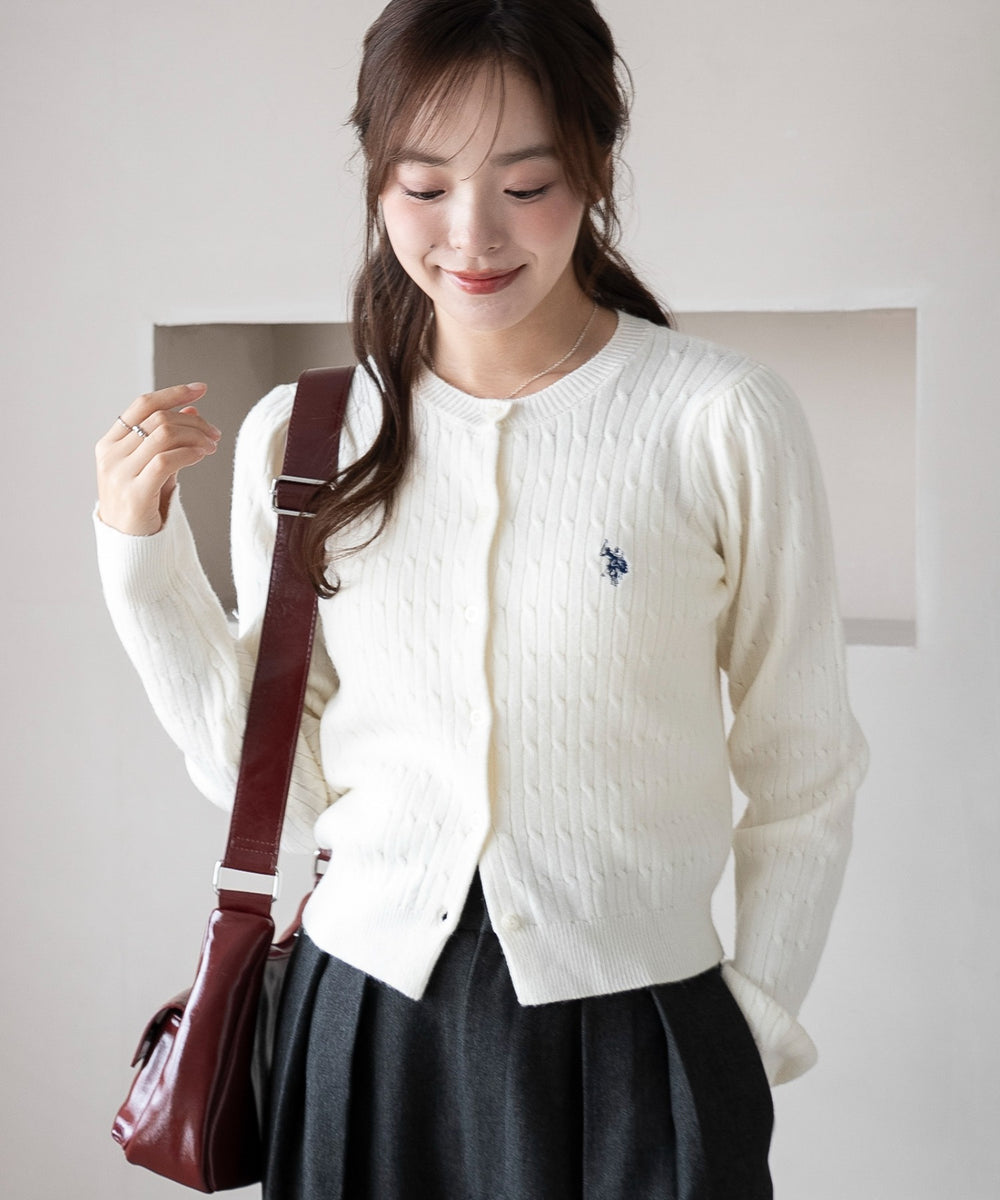 ホワイトアイボリー　モデル：165cm F着用