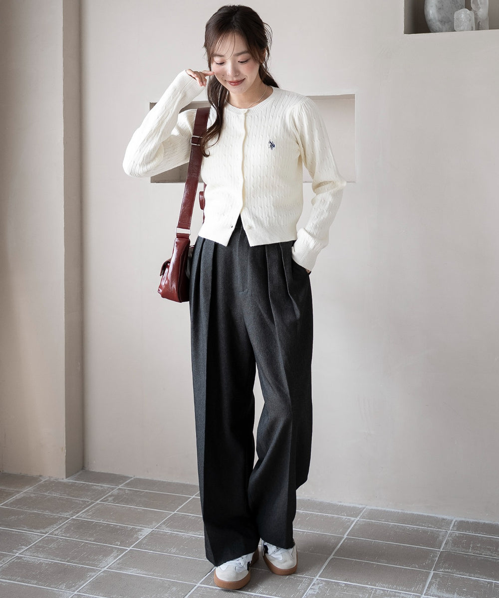 ホワイトアイボリー　モデル：165cm F着用