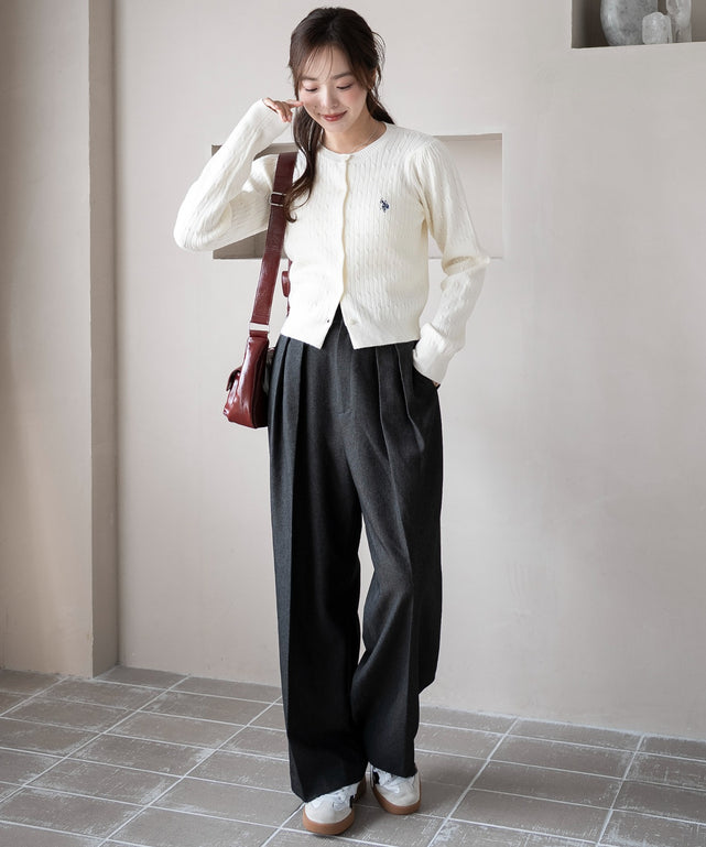 ホワイトアイボリー　モデル：165cm F着用