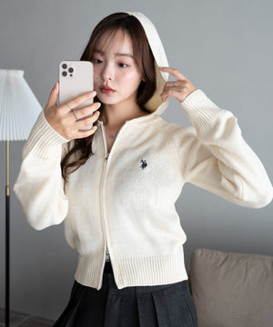 ホワイトアイボリー　モデル：165cm F着用