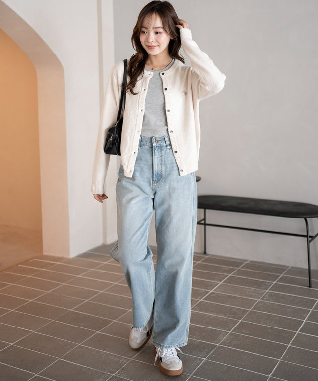 ホワイトアイボリー　モデル：165cm F着用