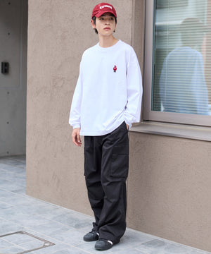 ホワイト モデル：180cm L着用