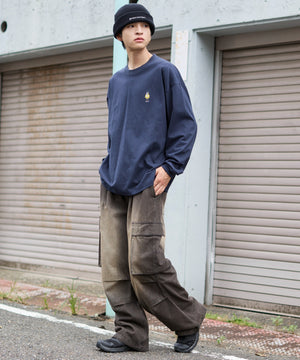 ネイビー モデル：180cm L着用