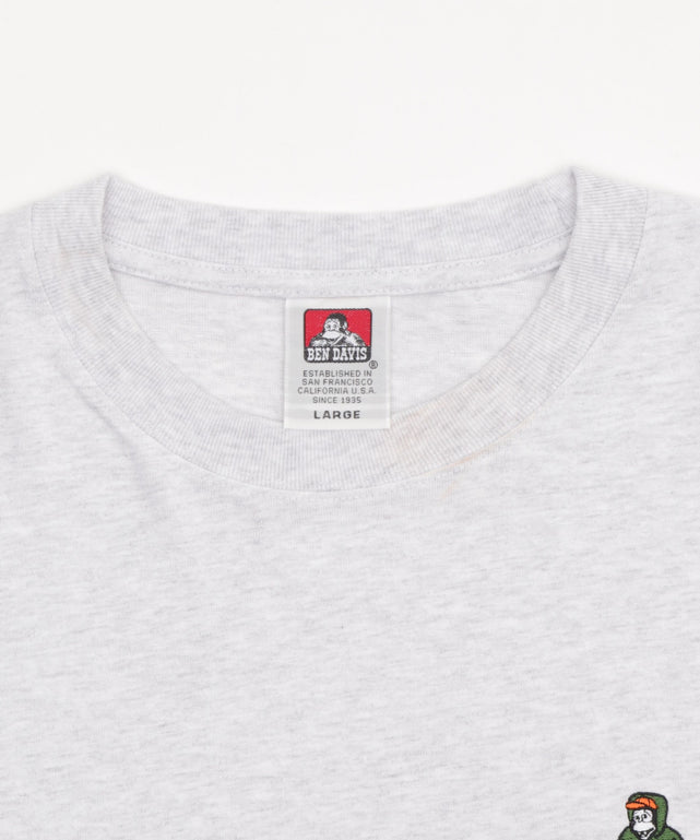 アッシュグレー