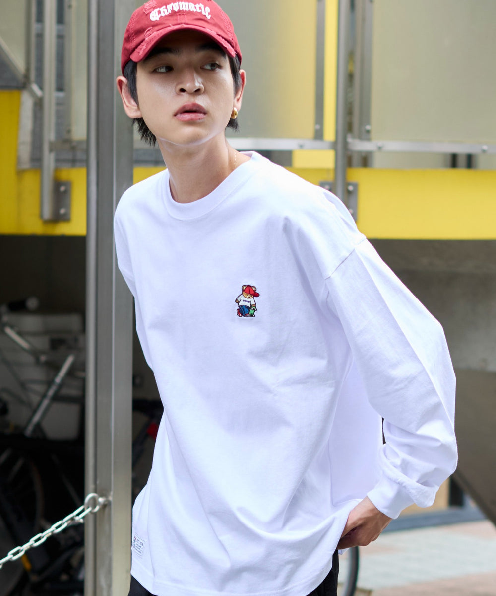 ホワイト モデル：180cm L着用