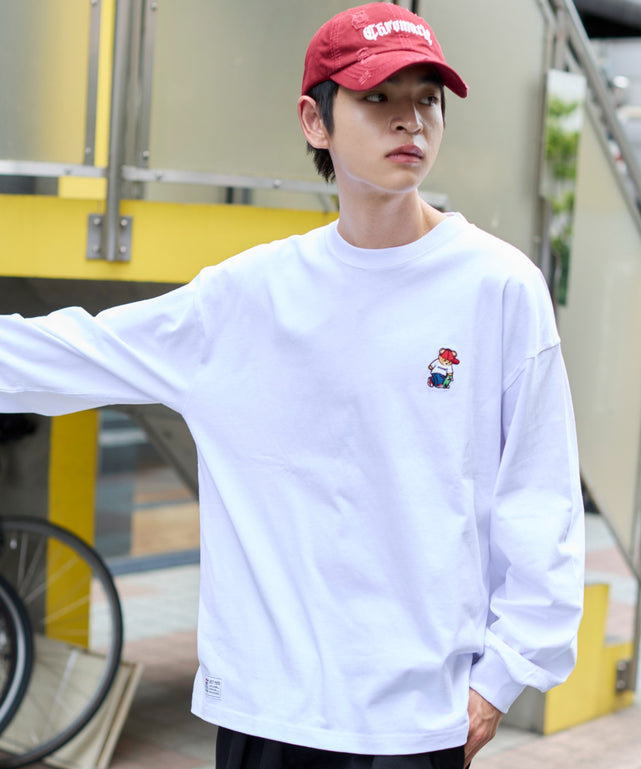 ホワイト モデル：180cm L着用