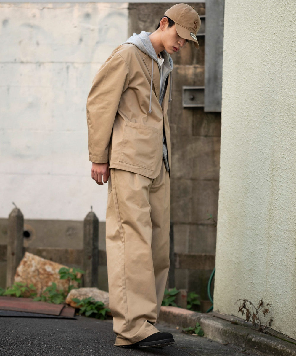 ベージュ モデル：180cm L着用