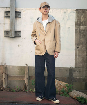 ベージュ モデル：180cm L着用