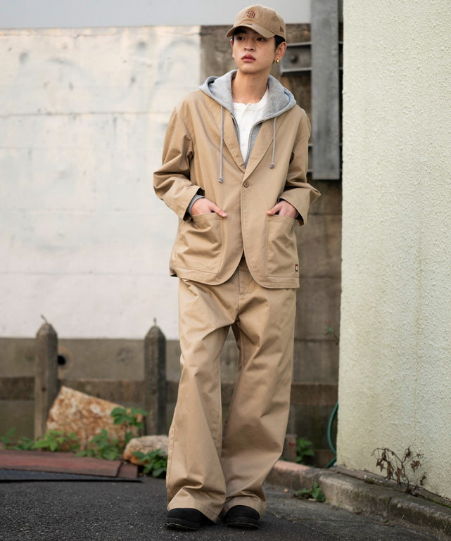 ベージュ モデル：180cm L着用