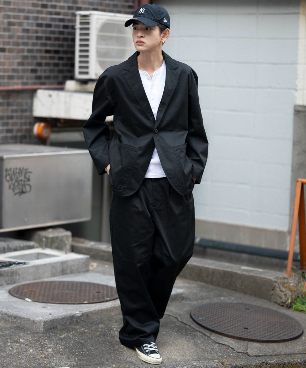 ブラック モデル：180cm L着用