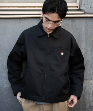 ブラック モデル：180cm L着用