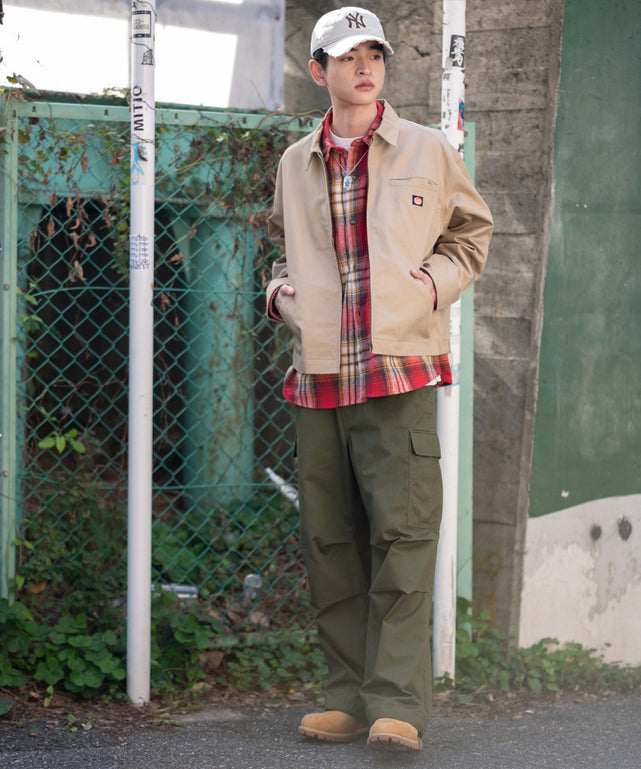 ベージュ モデル：180cm L着用