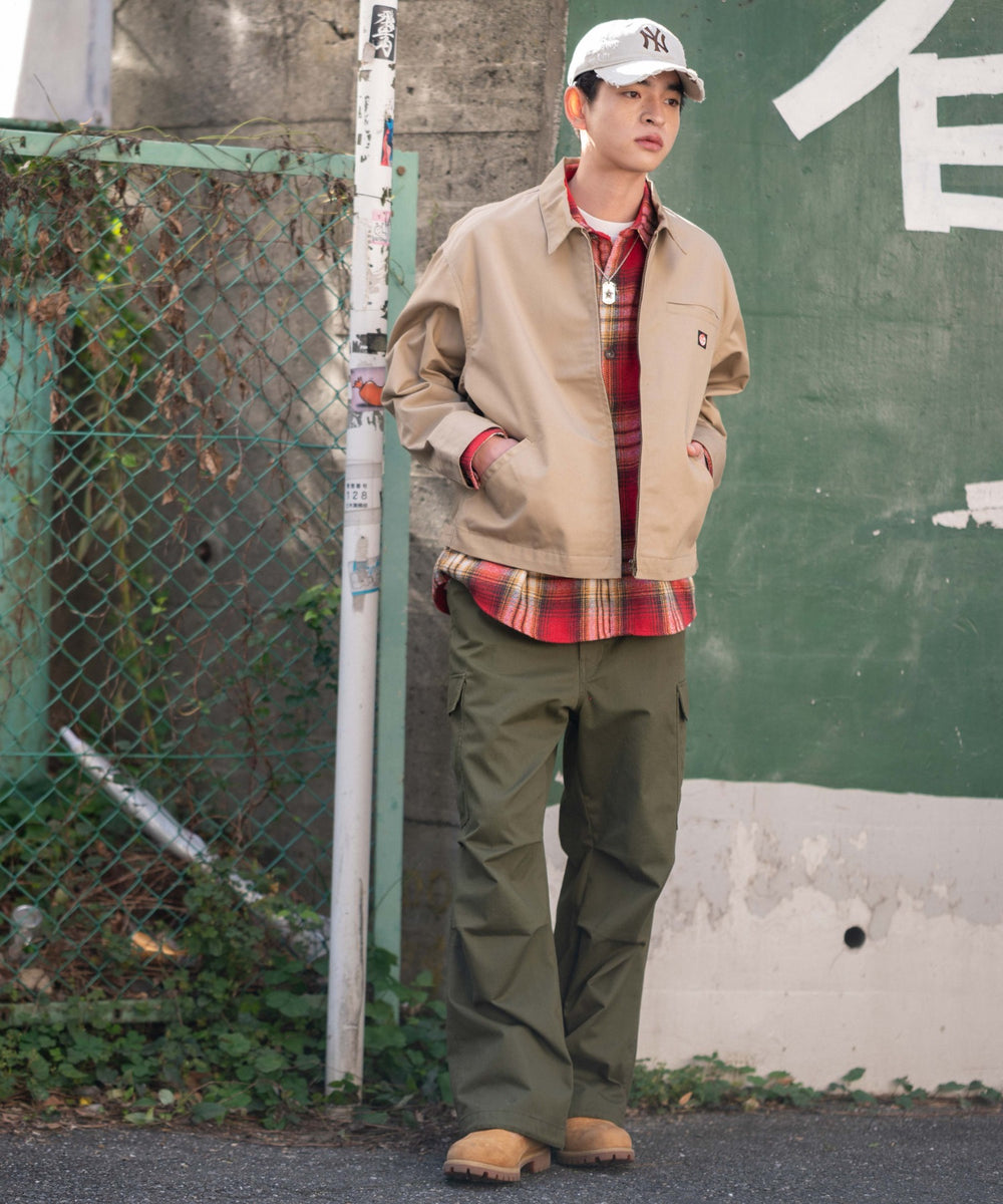 ベージュ モデル：180cm L着用