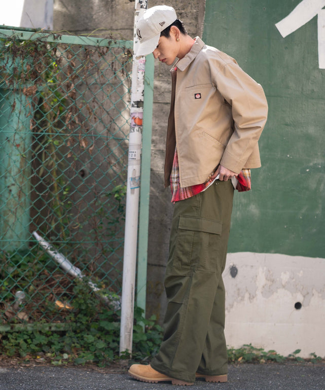 ベージュ モデル：180cm L着用