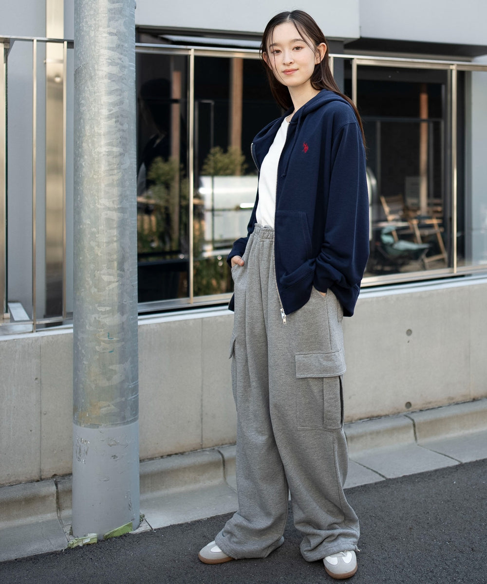 ネイビー　モデル：163cm　M着用