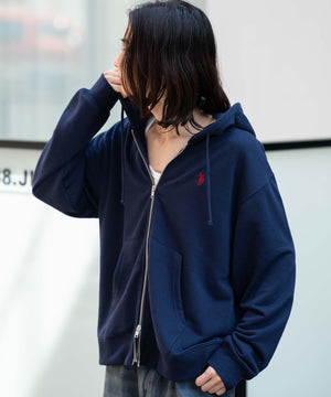 ネイビー モデル：175cm M着用