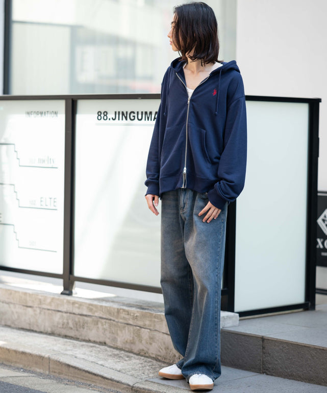 ネイビー モデル：175cm M着用