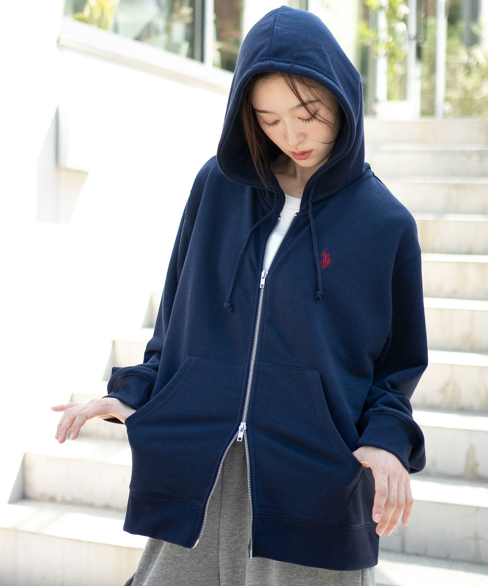 ネイビー　モデル：163cm　M着用