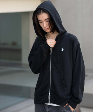 ブラック モデル：175cm M着用