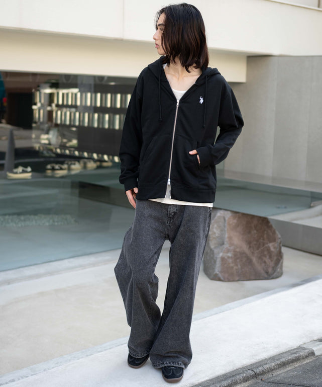 ブラック モデル：175cm M着用