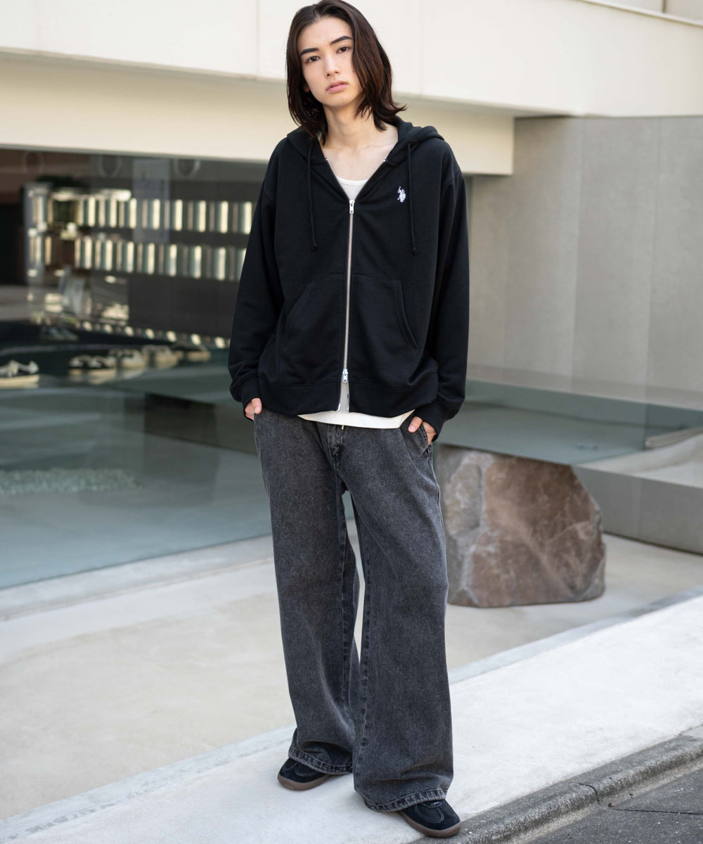 ブラック モデル：175cm M着用