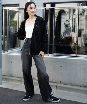 ブラック　モデル：163cm S着用