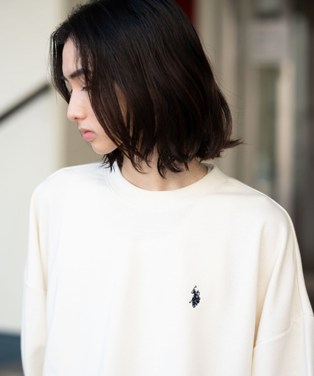 オフホワイト モデル：180cm L着用