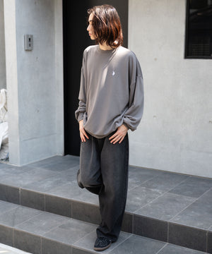 スミクロ モデル：180cm L着用